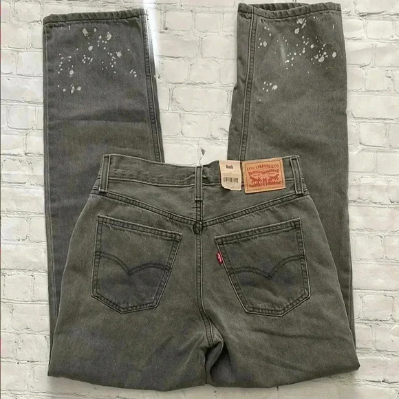 Levi's Gray Straight Leg Jeans - Picture 2 of 7
